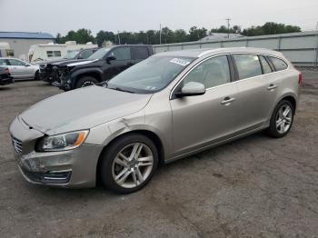  Salvage Volvo V60