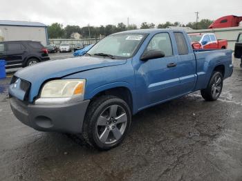  Salvage Mitsubishi Raider
