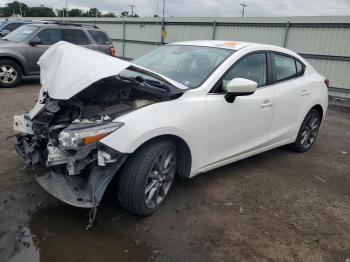 Salvage Mazda 3