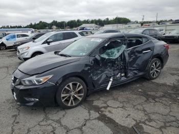  Salvage Nissan Maxima