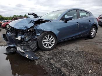  Salvage Mazda 3