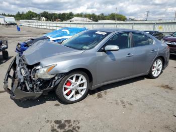  Salvage Nissan Maxima