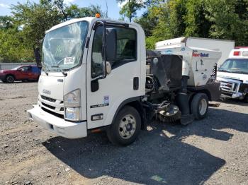  Salvage Isuzu Npr