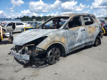  Salvage Hyundai SANTA FE
