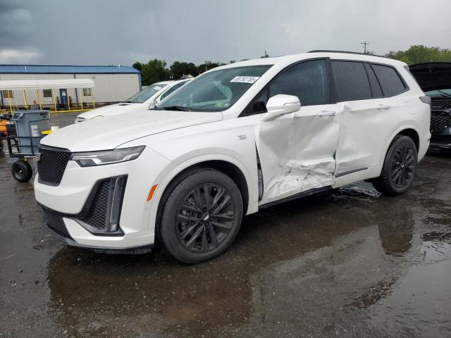  Salvage Cadillac XT6