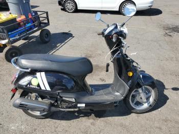  Salvage Kymco Usa Inc Scooter