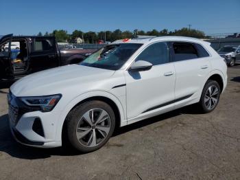  Salvage Audi Q8