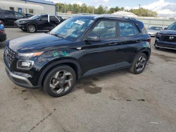  Salvage Hyundai VENUE