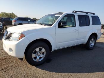  Salvage Nissan Pathfinder
