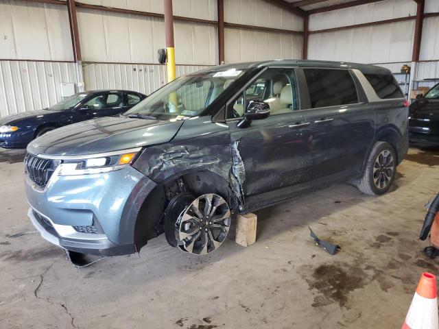  Salvage Kia Carnival