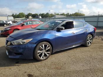  Salvage Nissan Maxima