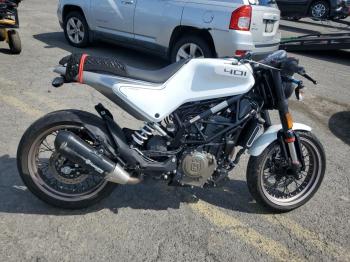  Salvage Husqvarna Vitpilen 4