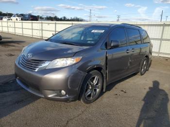  Salvage Toyota Sienna