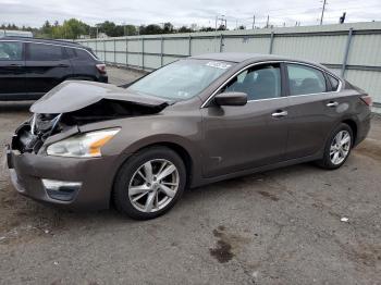  Salvage Nissan Altima