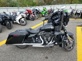  Salvage Harley-Davidson Fl