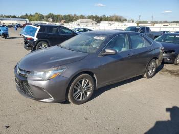  Salvage Toyt Camry