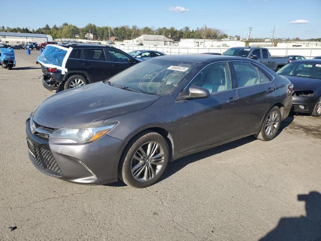  Salvage Toyt Camry
