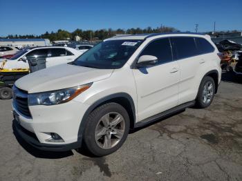  Salvage Toyota Highlander