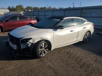  Salvage Nissan Maxima
