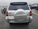 Toyota RAV4 Image 4