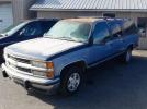 Chevrolet Suburban C1500 Image 3