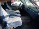 Chevrolet Suburban C1500 Image 4