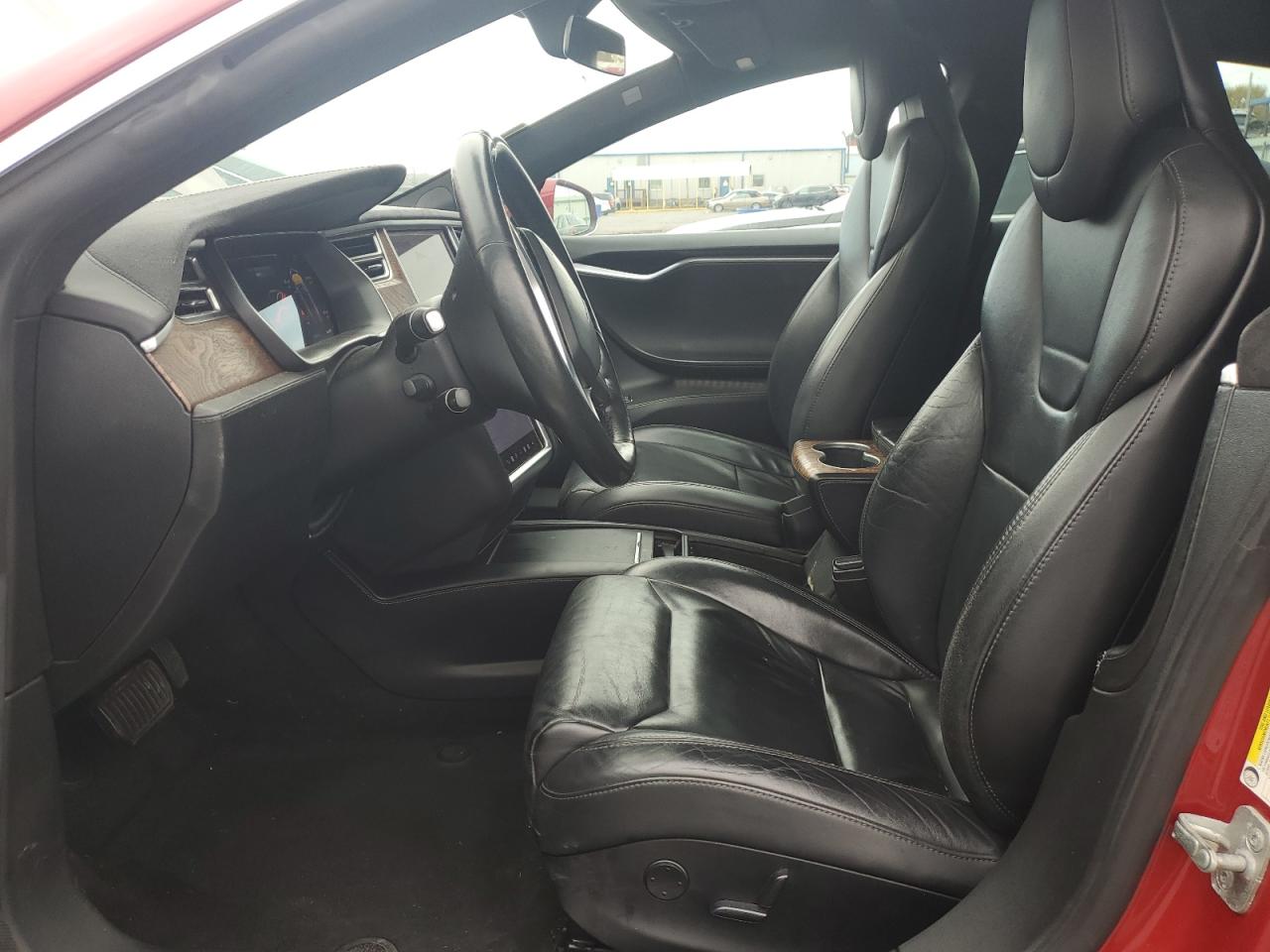 Tesla Model S Image 7