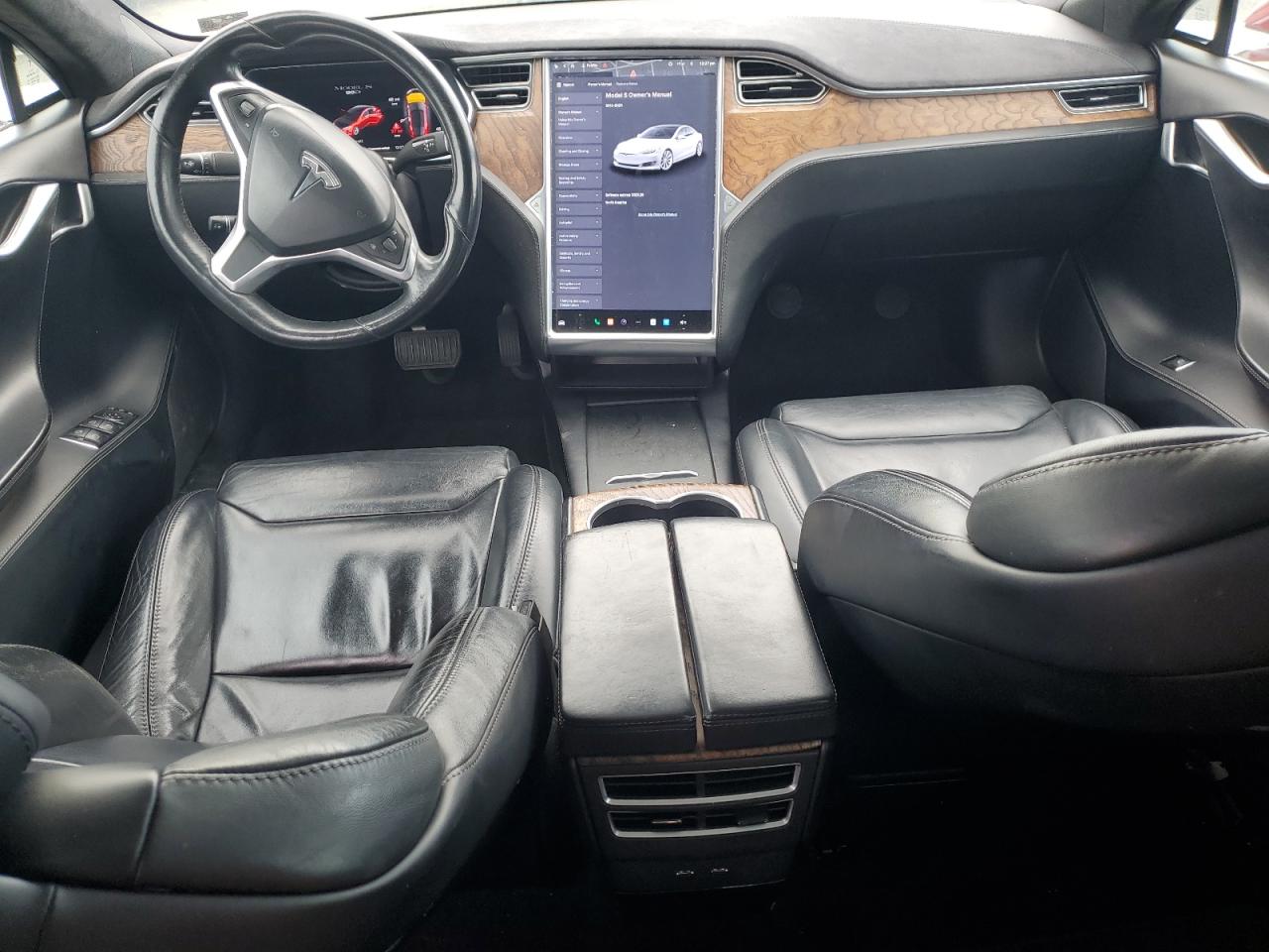 Tesla Model S Image 11