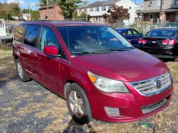  Salvage Volkswagen Routan