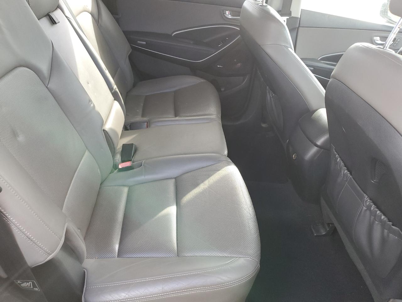 Hyundai SANTA FE Se Ultimate Image 11