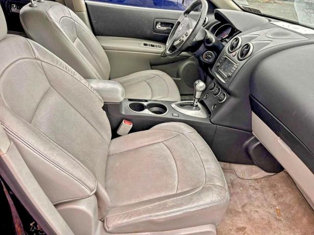 Nissan Rogue S Image 7