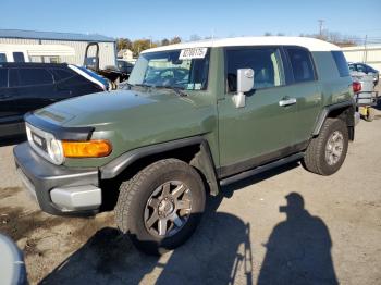  Salvage Toyota FJ Cruiser