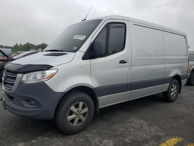  Salvage Mercedes-Benz Sprinter