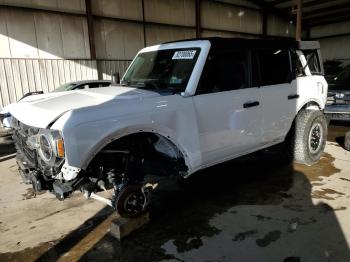  Salvage Ford Bronco