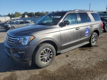  Salvage Ford Expedition