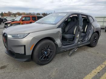  Salvage BMW Ix Xdrive5