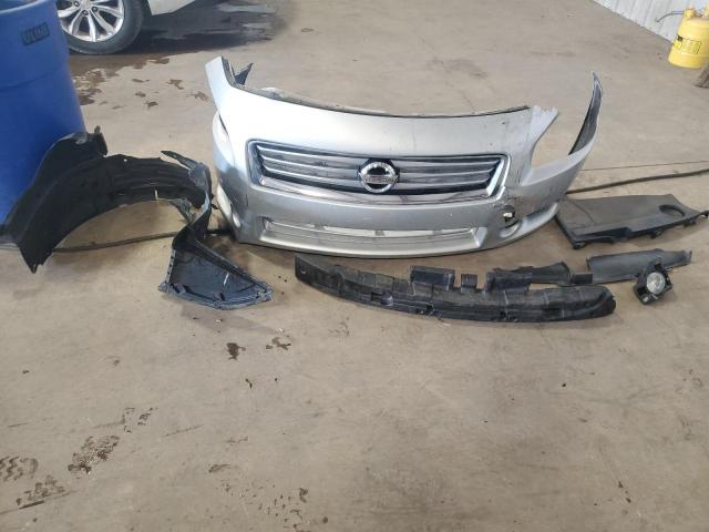 Nissan Maxima S Image 10