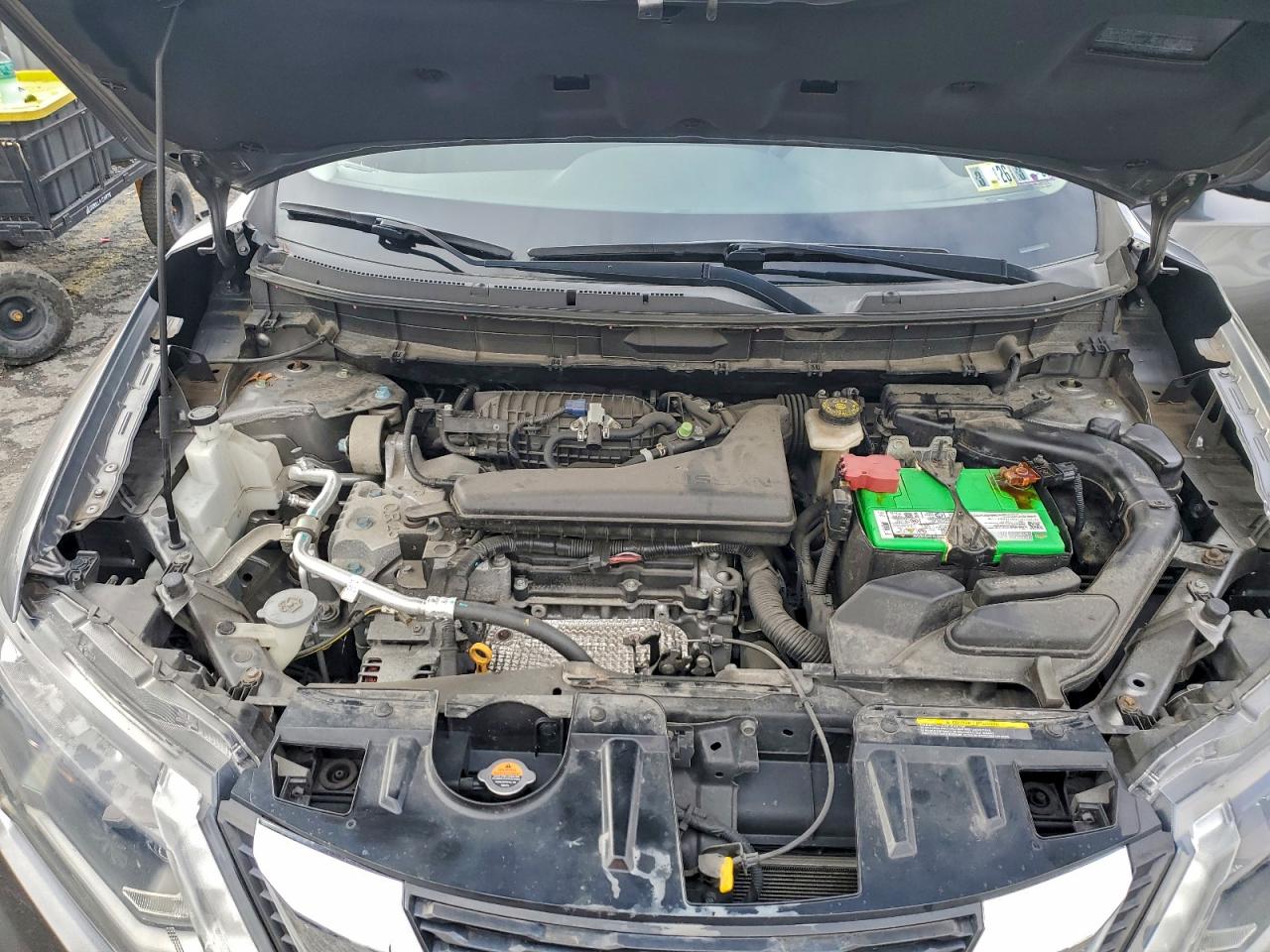 Nissan Rogue S Image 4