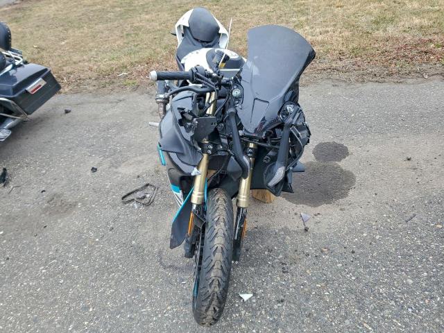 Cfmo Iv Trailer Image 3