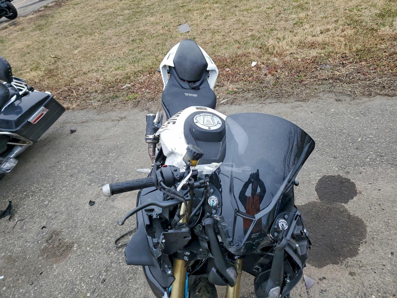 Cfmo Iv Trailer Image 2