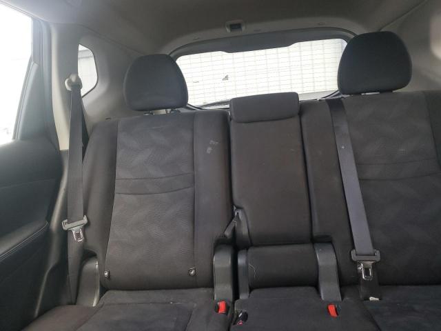 Nissan Rogue S Image 5