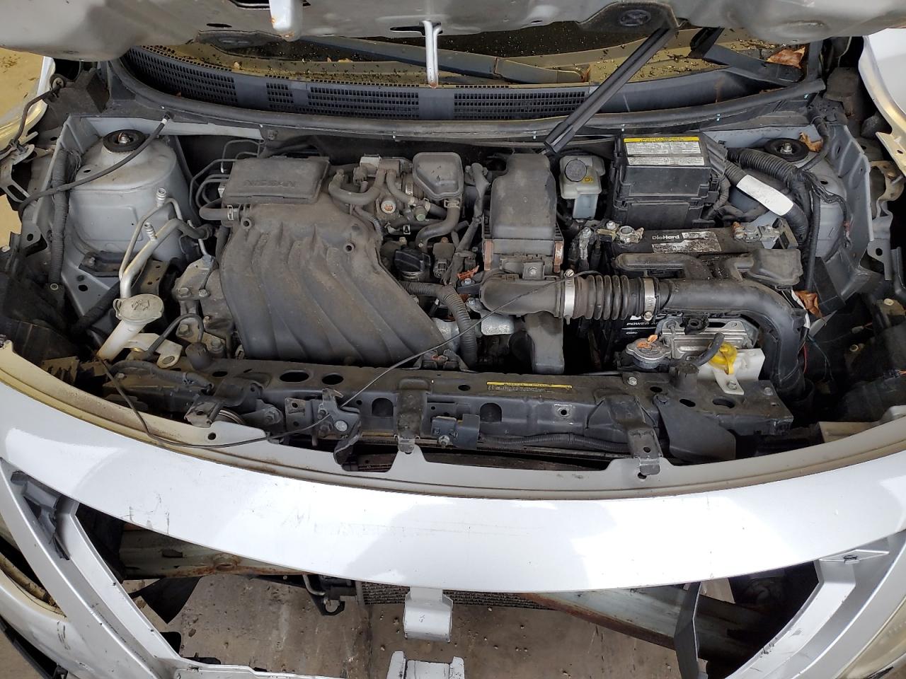 Nissan Versa S Image 3