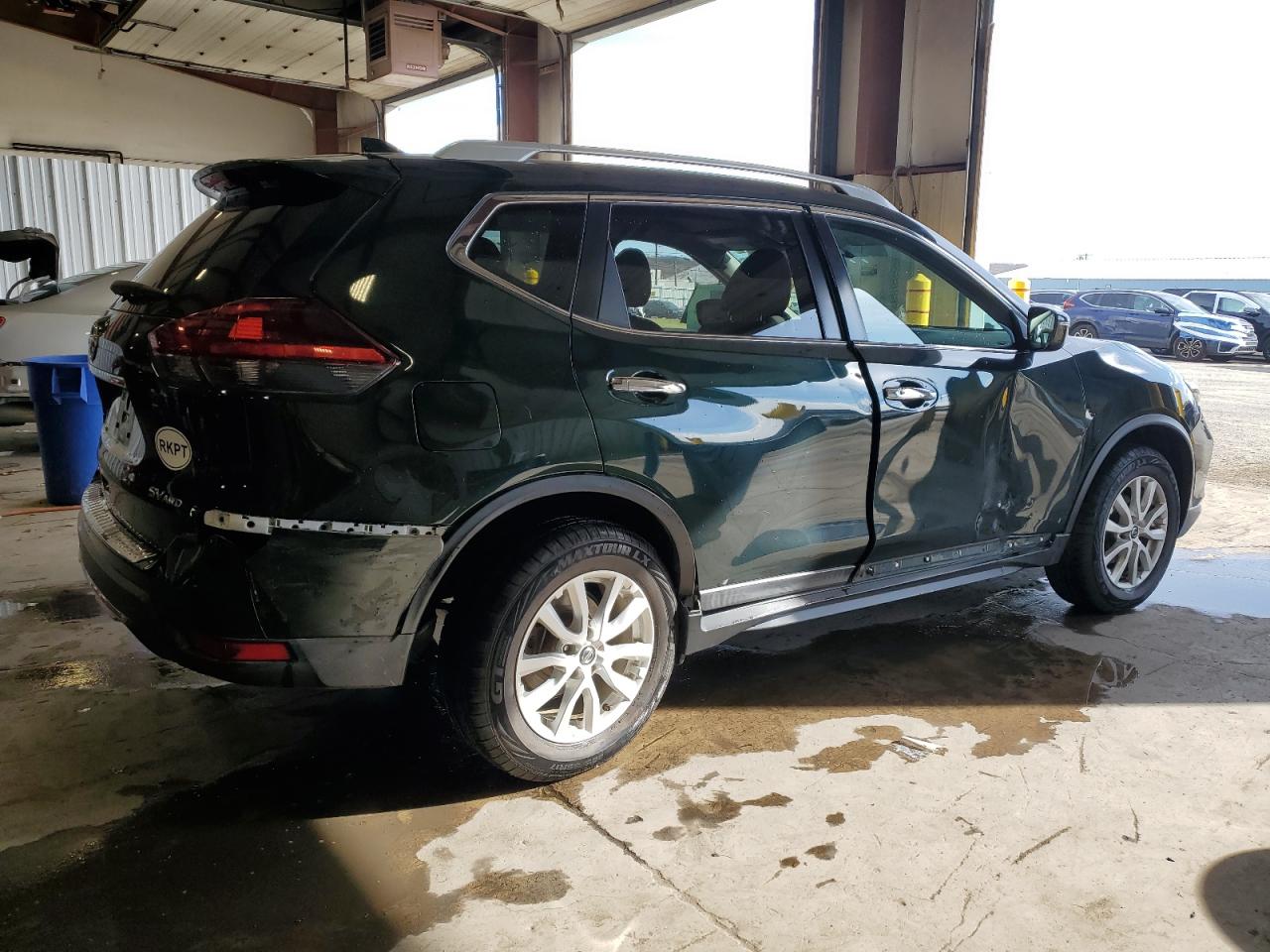 Nissan Rogue S Image 5