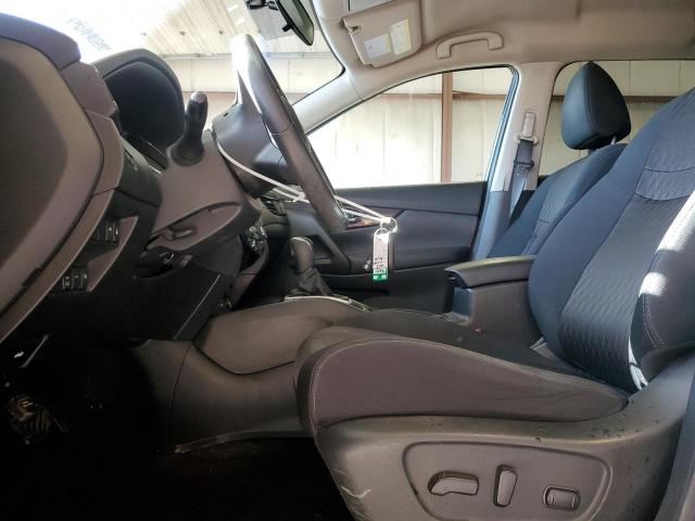 Nissan Rogue S Image 4