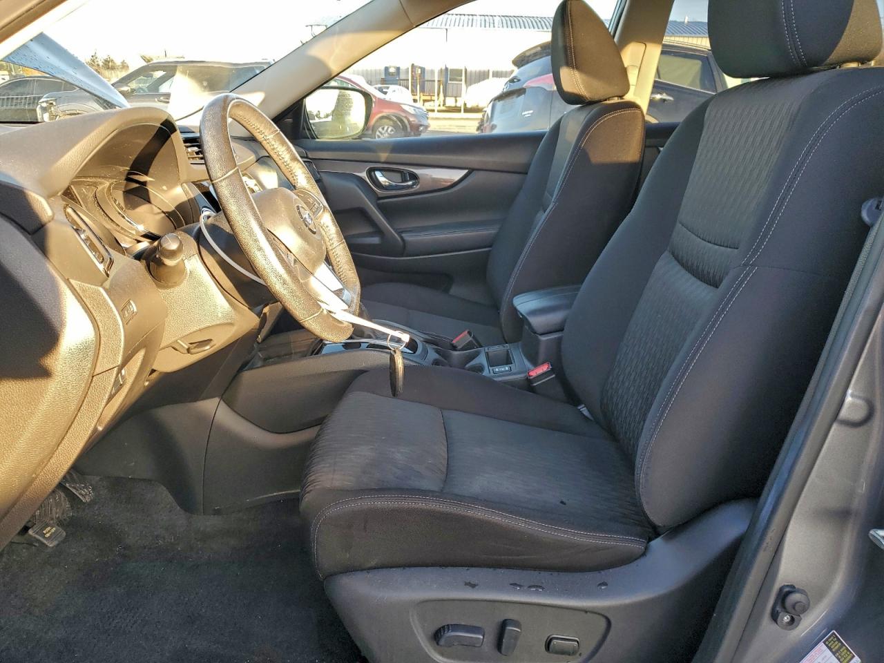 Nissan Rogue S Image 10