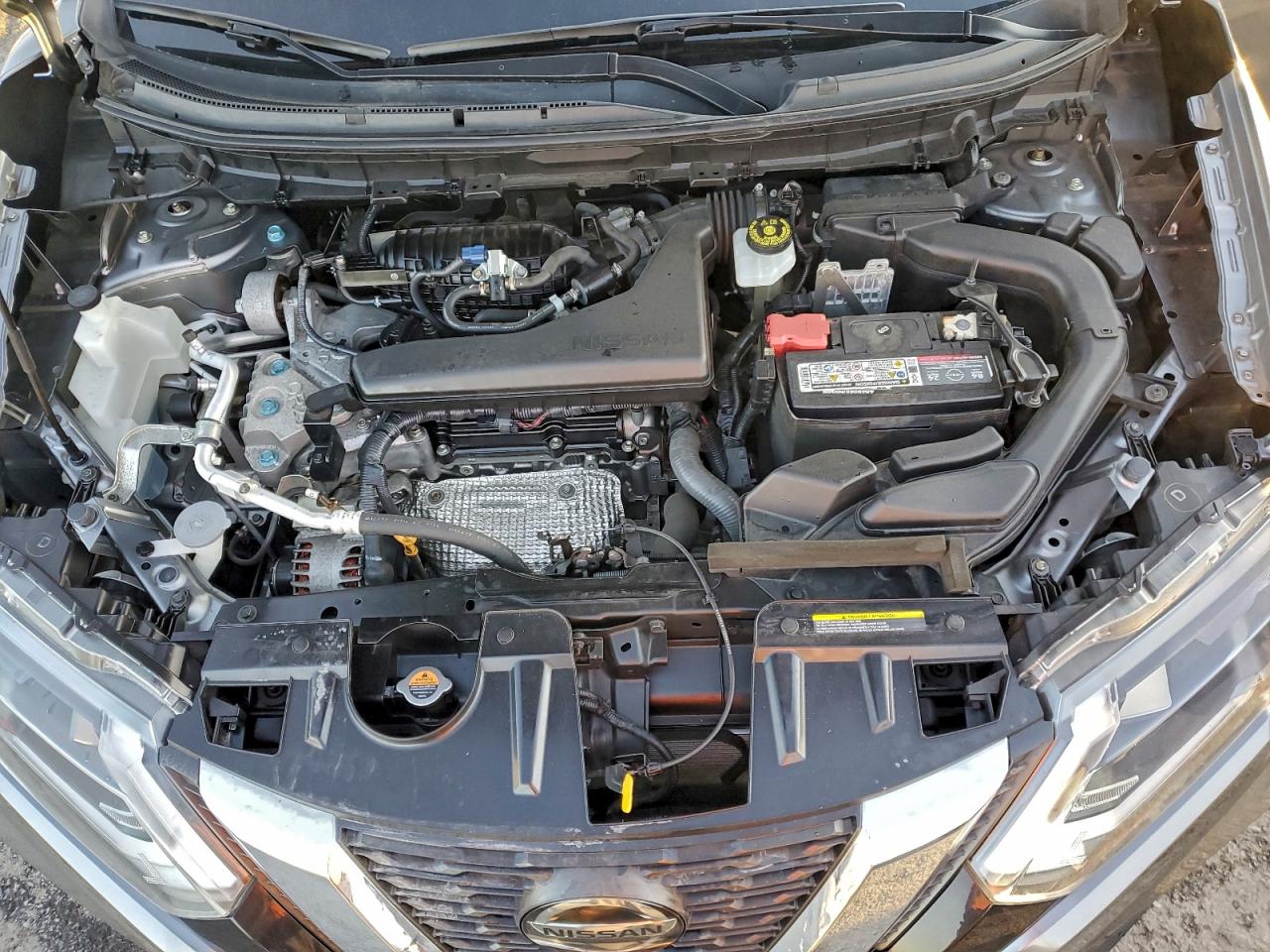 Nissan Rogue S Image 2
