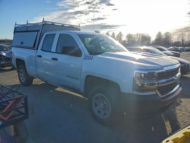 Chevrolet Silverado K1500 Image 3