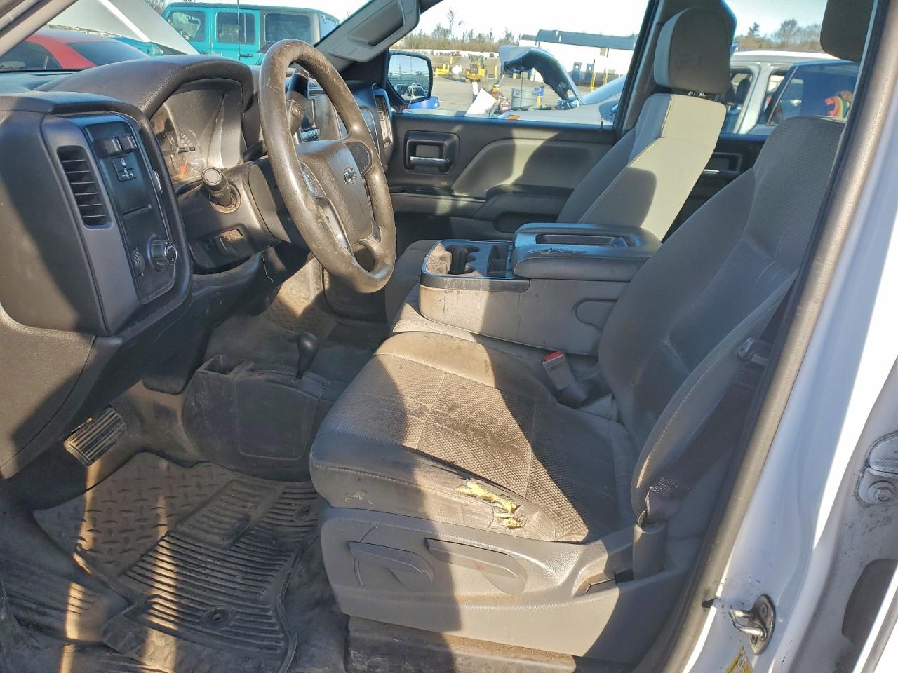 Chevrolet Silverado K1500 Image 9