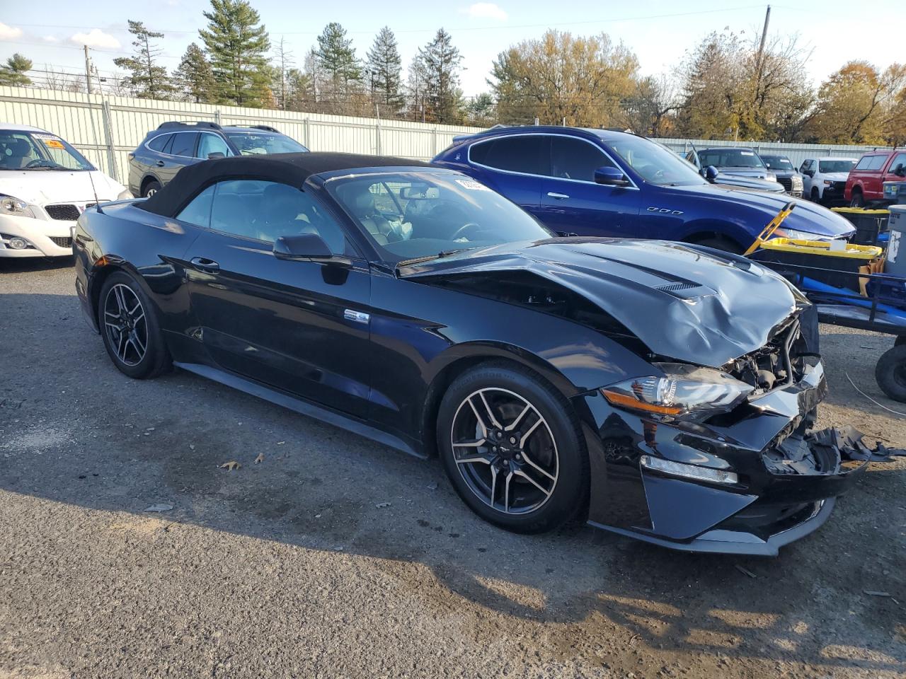 Ford Mustang Image 5