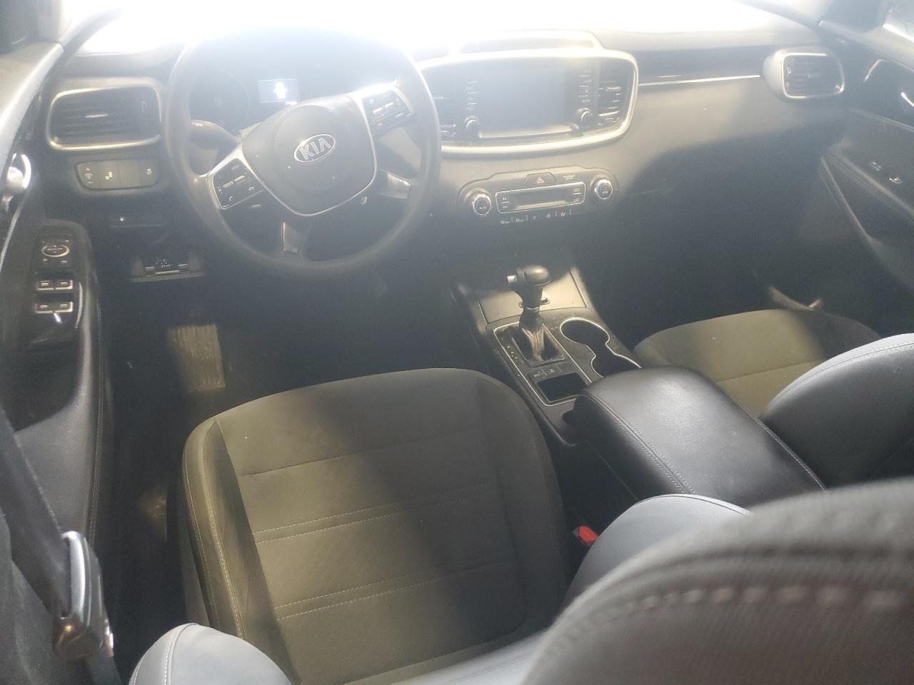 Kia Sorento Lx Image 6